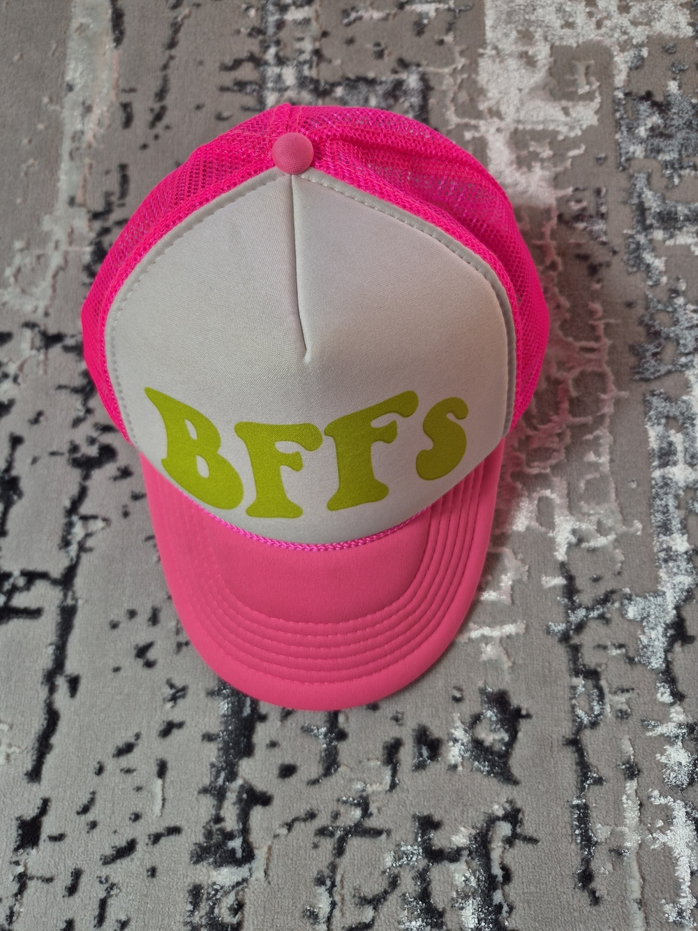 Besties snapback extra puff pink mesh Multi-tucker hat neon pink new